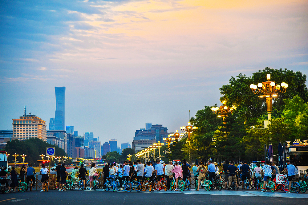 梁凤仪:香港必须继续加强人民币国际化的关键角色